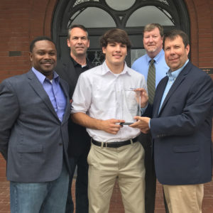 Matthew Daniel Named Alfa Insurance Offensive Lineman of the Week