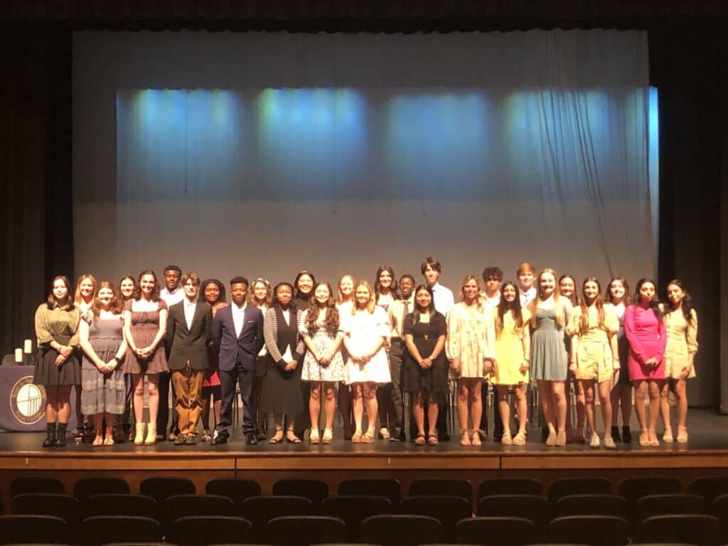 MDS National Honor Society Inductees 22-23